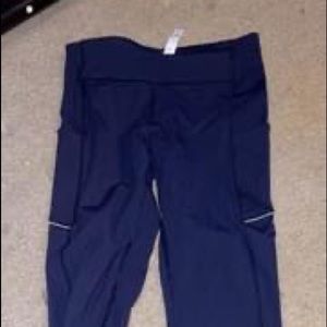 Brand new navy blue size 6 lululemon leggings